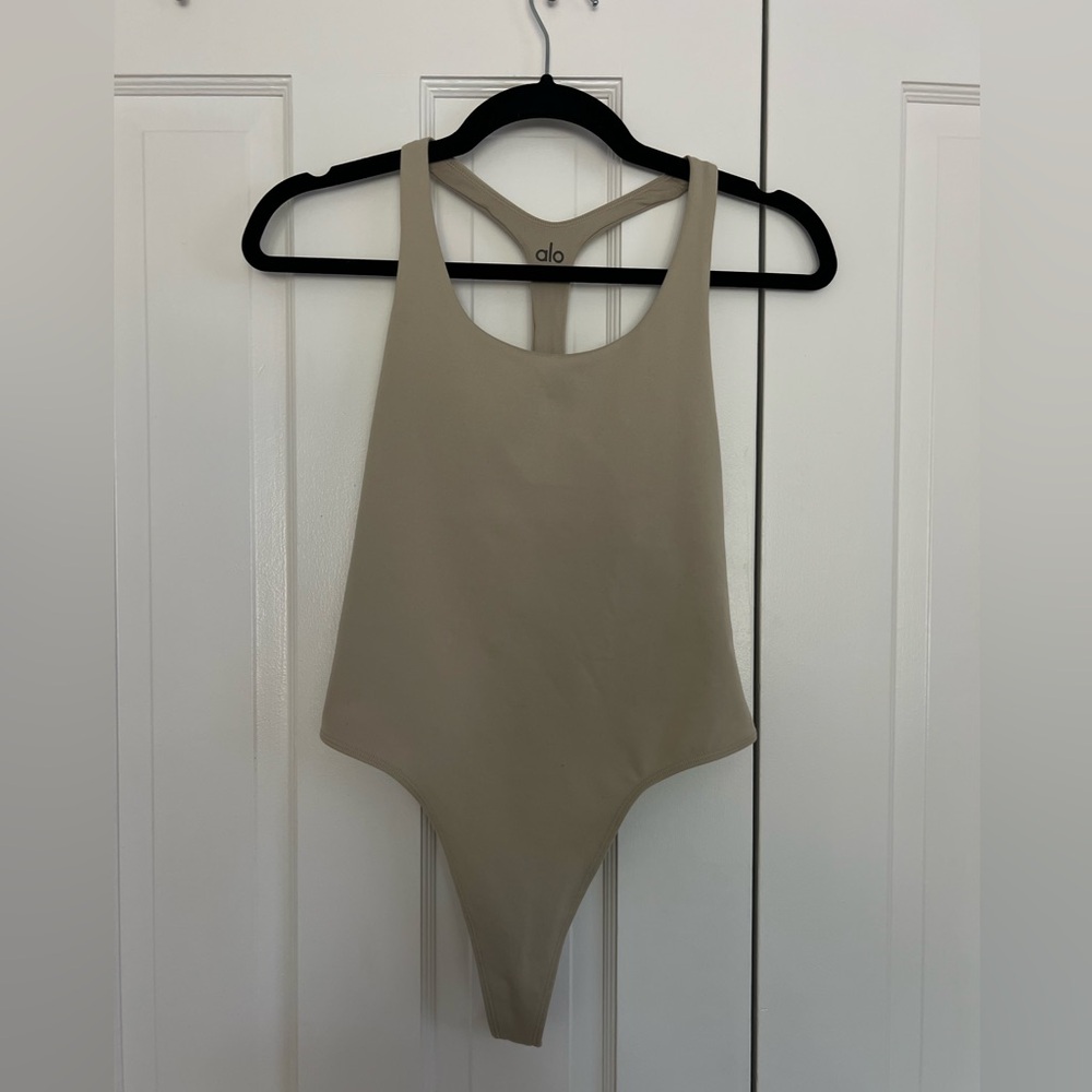 Alo sleek back bodysuit nude